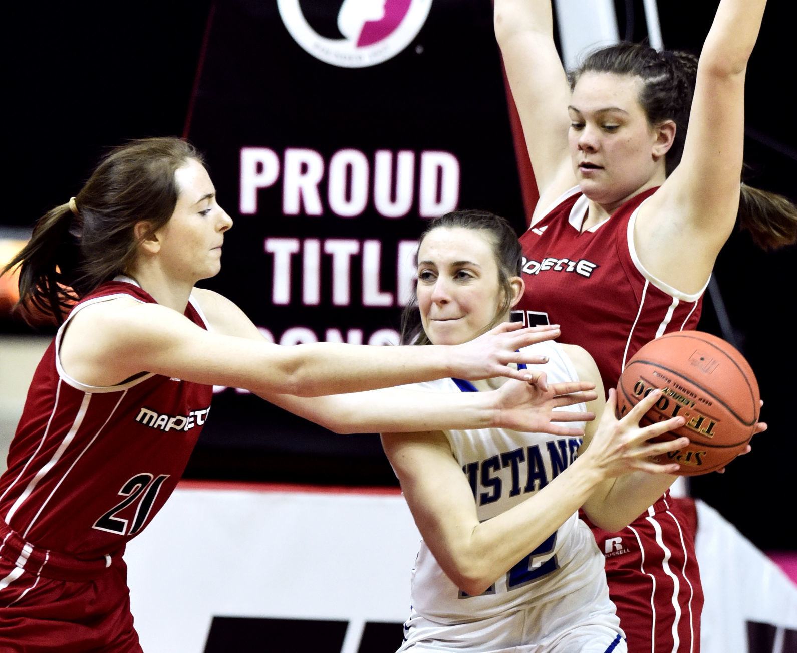 Newell-Fonda vs Marquette Catholic girls state basketball